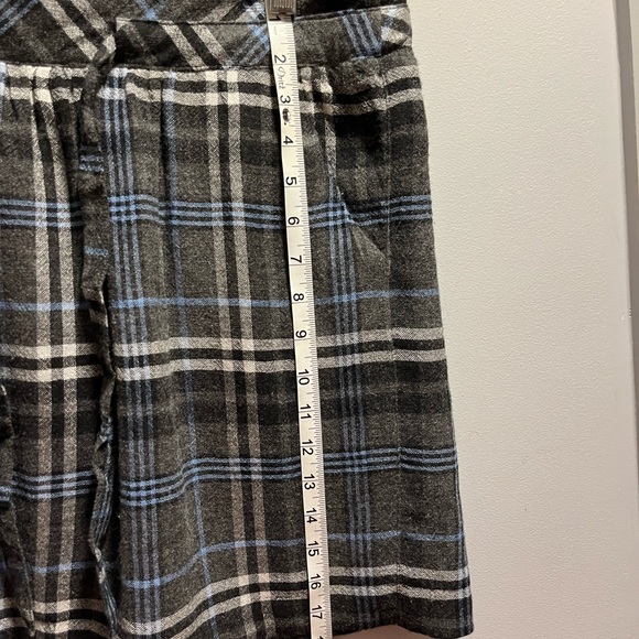 Cute skirt tie front zip back lined - Picture 2 of 13